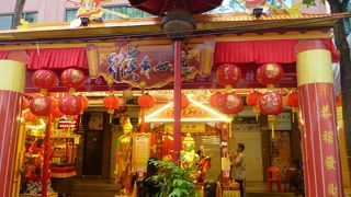 ブキスストリートのそば