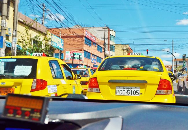 タクシーをチャーター