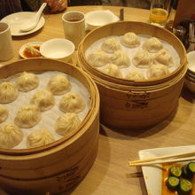 アツアツの小龍包