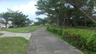 空港近くでの穴場的な展望スポットです