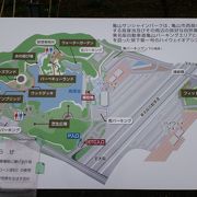 亀山ＰＡ裏側の広くて綺麗な公園