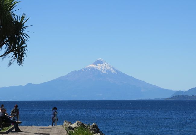 きれいな姿の山です。