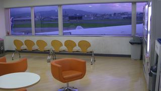 飛行機の待ち時間に