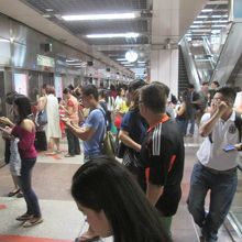 シティホール駅