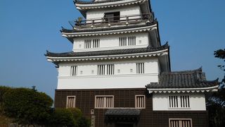 天守閣から平戸市内が見渡せます