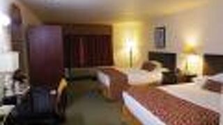 Ramada by Wyndham Barstow