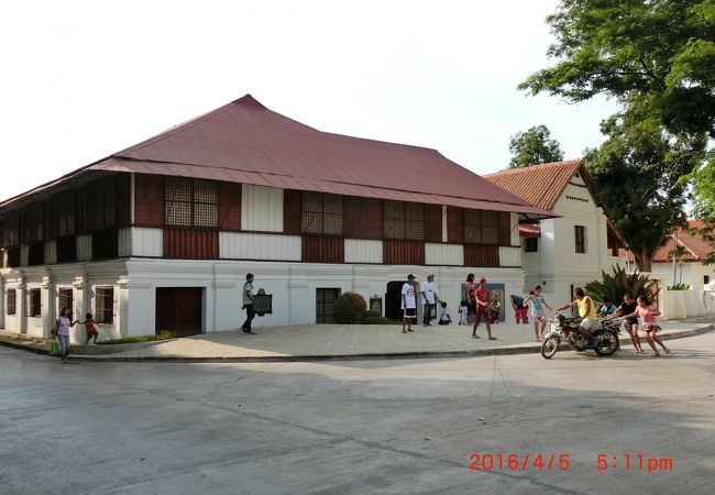 名ばかりの国立博物館