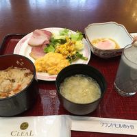 朝食