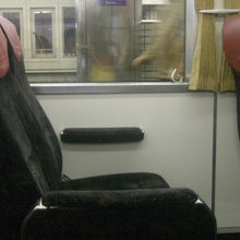 柔らかくて座り心地良いクロスシートです