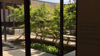 すごくモダンな温泉