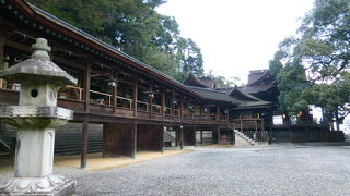 風格ある長が～い渡り廊下！