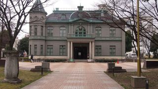 天神中央公園内にある重要文化財