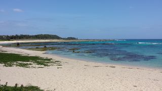 透明度の高いビーチ