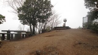 標高２７１ｍの眺望が楽しめる低山