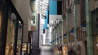 オアゾにはオアシスの意味があるそうです。