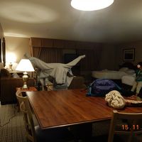 ダイニングテーブル＆ミニキッチン付きで便利。