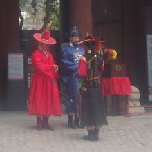 交代式の様子３