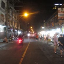 トンローの屋台