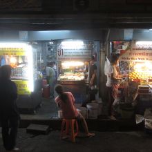 トンローの屋台