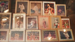 絵巻物と歌舞伎写真
