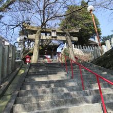 階段がちょっとつらい