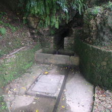 こんな感じの水場になっています