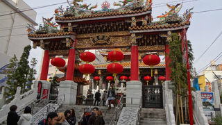 立派な建物でした。