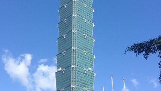 天気が良ければ91階の屋外展望台へ！