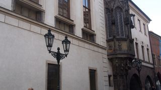 カレル大学の本部