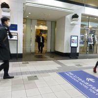 地上と直通のエレベータもあります．