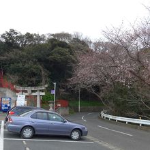 愛宕神社の駐車場