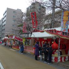 屋台も沢山出ていました