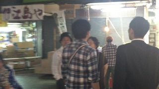 凄い色の魚が並んでいました