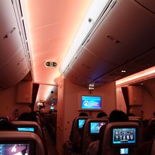 快適なカタール航空のB787機内