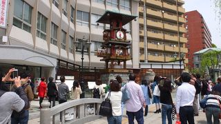 道後温泉駅前広場のシンボル