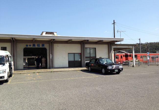 鉄道行き先表示板　岡山↔総社、岡山↔備中高松 ダイヤ改正で登場】 岡山駅で伯備線 「総社行き」 を撮る （車両