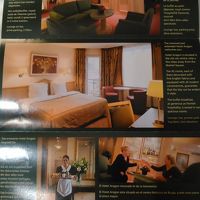 ホテルのパンフレット