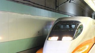 細かい座席の指定は有人窓口で！