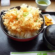 桜エビのかき揚げ丼