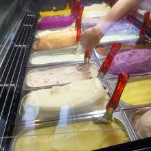 今日はどの色にしようか・・・・・