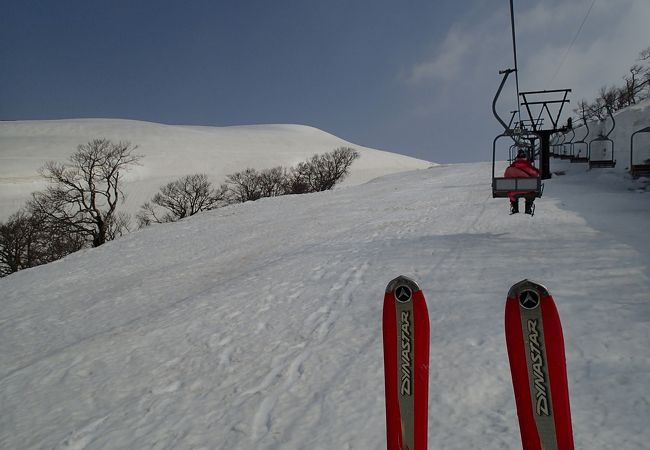 春スキーのメッカ！　何と４月１０日にオープン　月山スキー場！！！