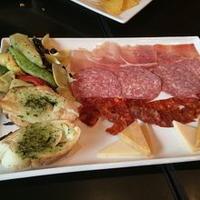 Antipasuti Platter:95元