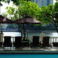 目の前はチャオプラヤー川