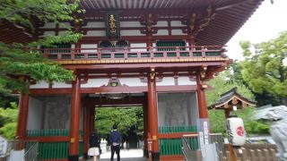 訪問はバス利用を勧めます