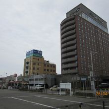 まさに駅前のホテル