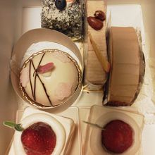 抹茶レミントンはオーストラリアのスイーツに着想したケーキです