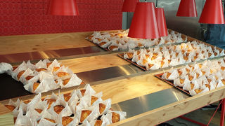 出来たて美味しいカスタードアップルパイ。