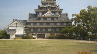 天守閣は復元です。