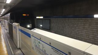 新興住宅街を抜けて走る。