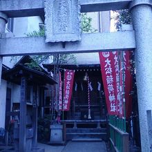 昔をしのばせます。